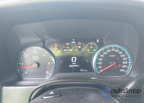 2017 Chevrolet Suburban Premier из США, поврежденный, VIN 1GNSKJKC6HR232276